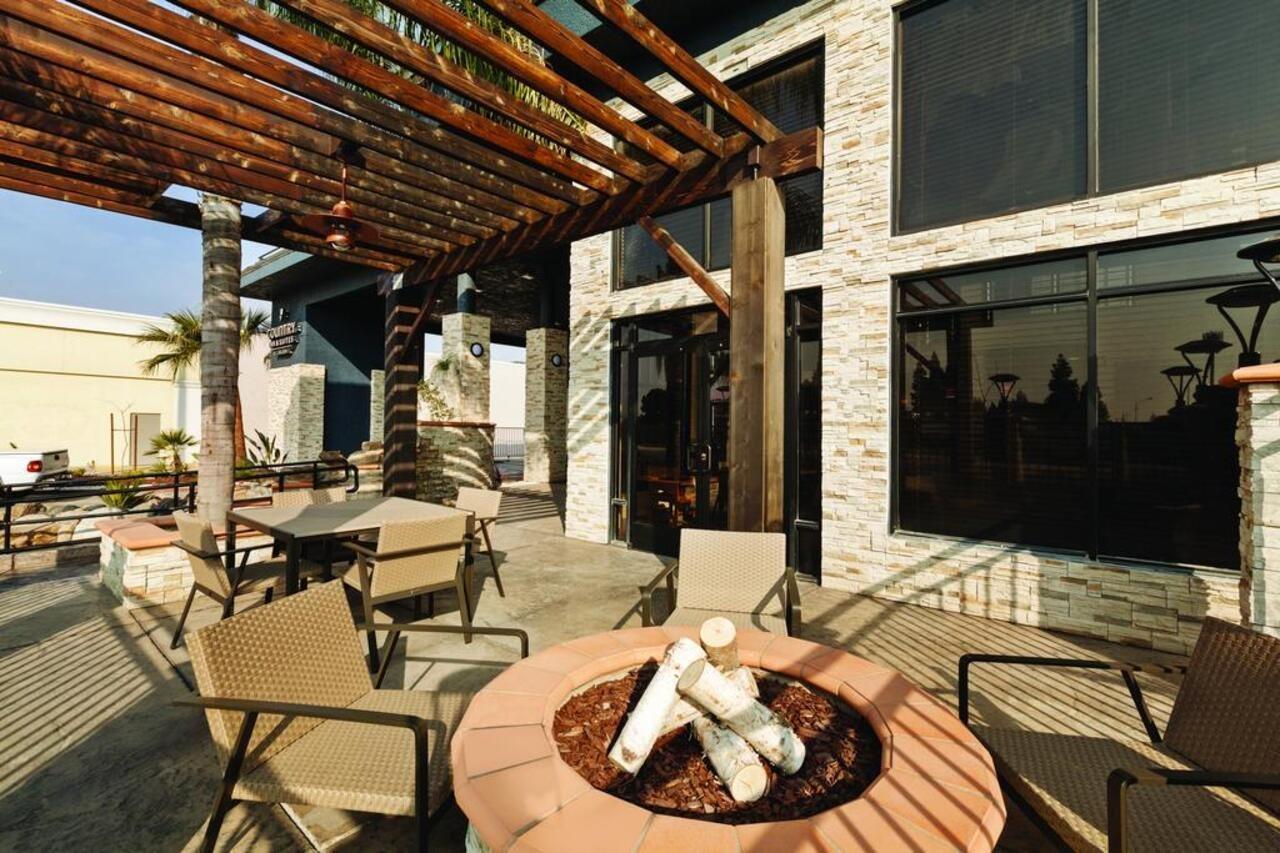 Country Inn & Suites By Radisson, Bakersfield, Ca Exteriör bild
