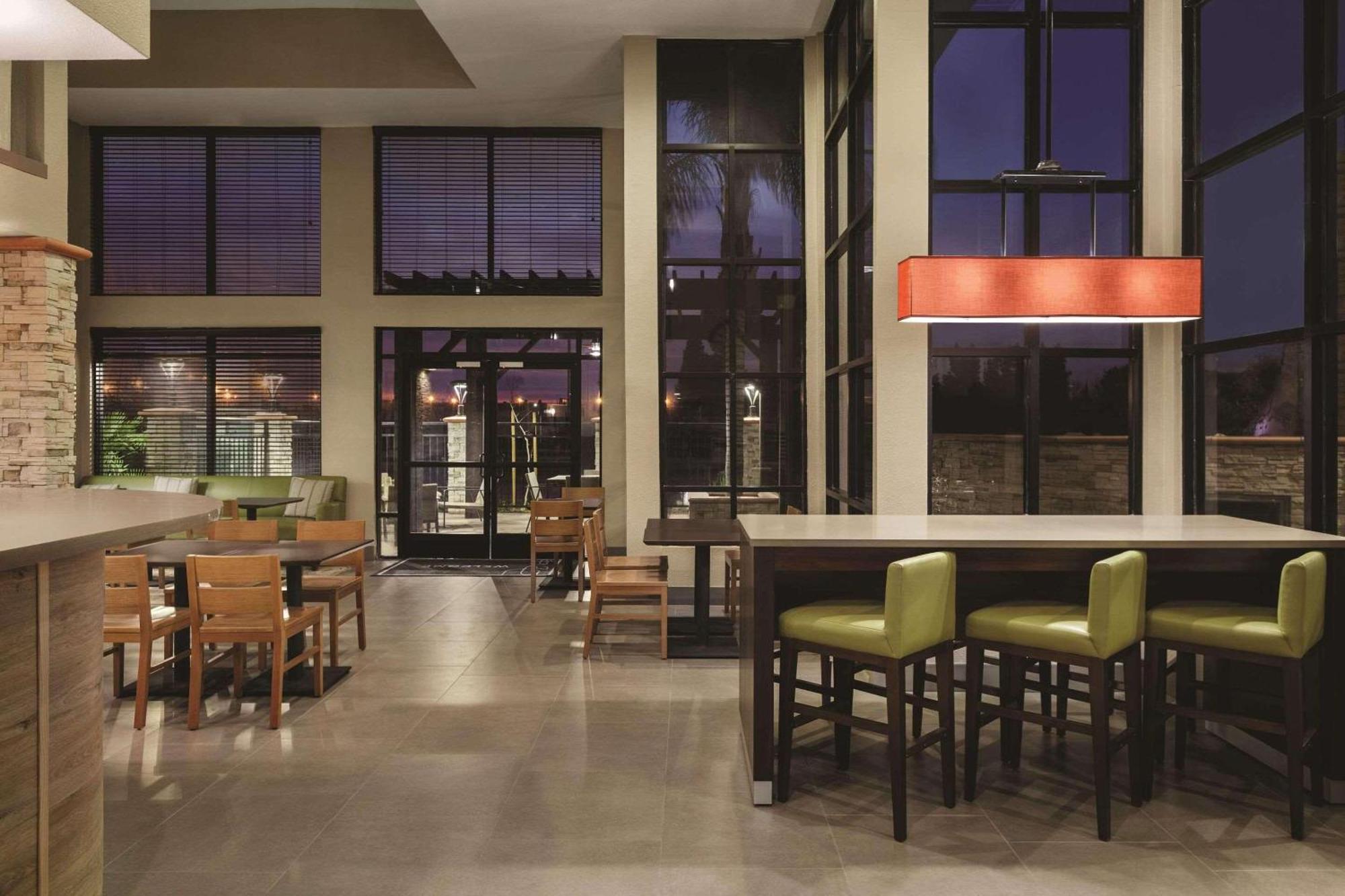 Country Inn & Suites By Radisson, Bakersfield, Ca Exteriör bild