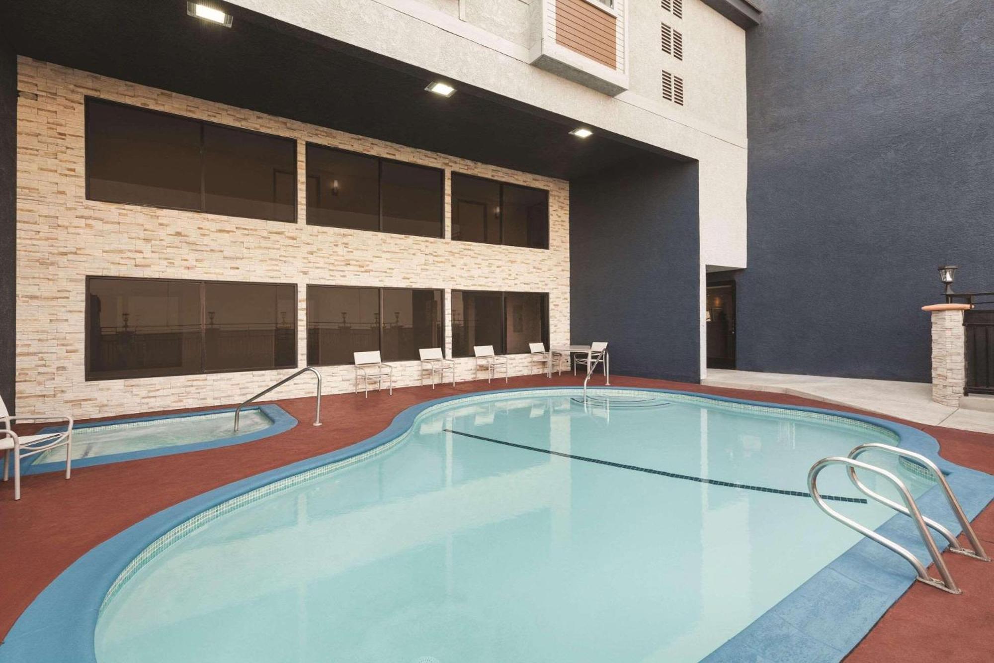 Country Inn & Suites By Radisson, Bakersfield, Ca Exteriör bild
